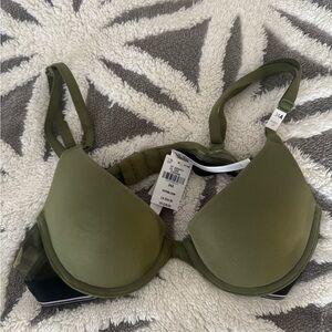 Victorias Secret Olive Green Camo Women's Bra 34A NWT